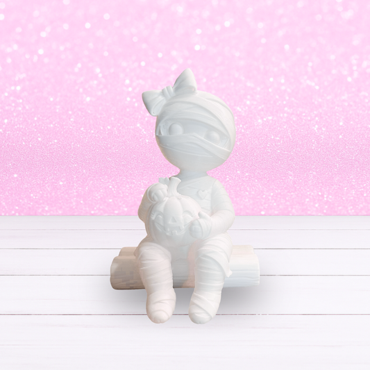 Cute Mummy Sitting - Made-To-Order