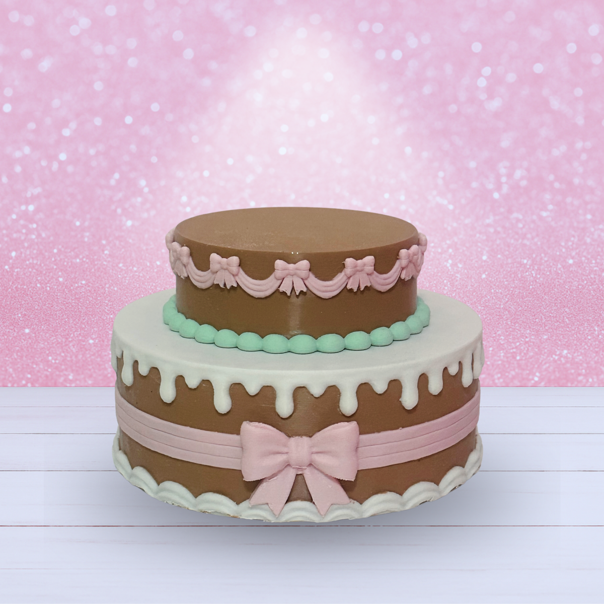 Round Drip Cake With Bow