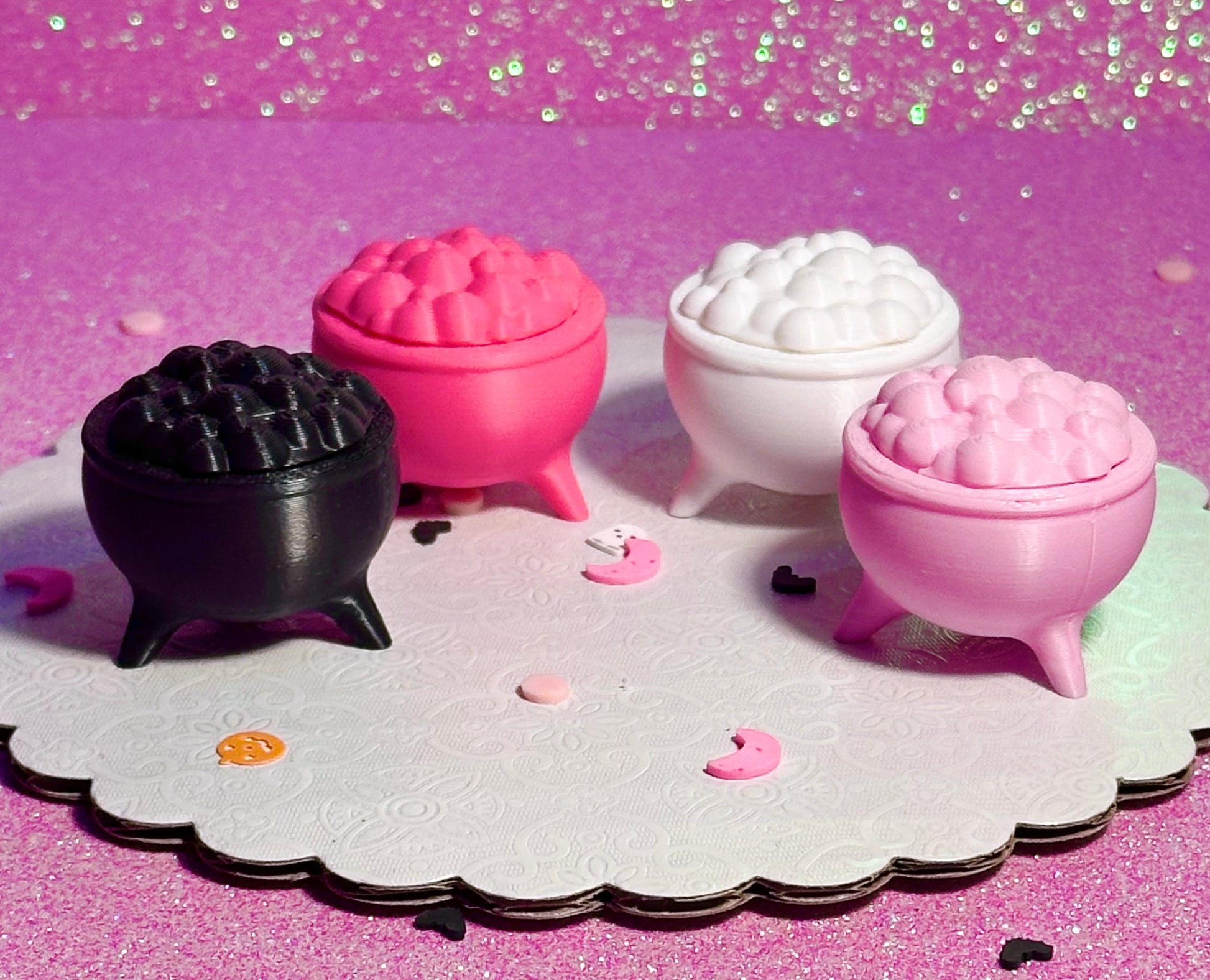 Mini Cauldrons with Interchangeable Bubbles