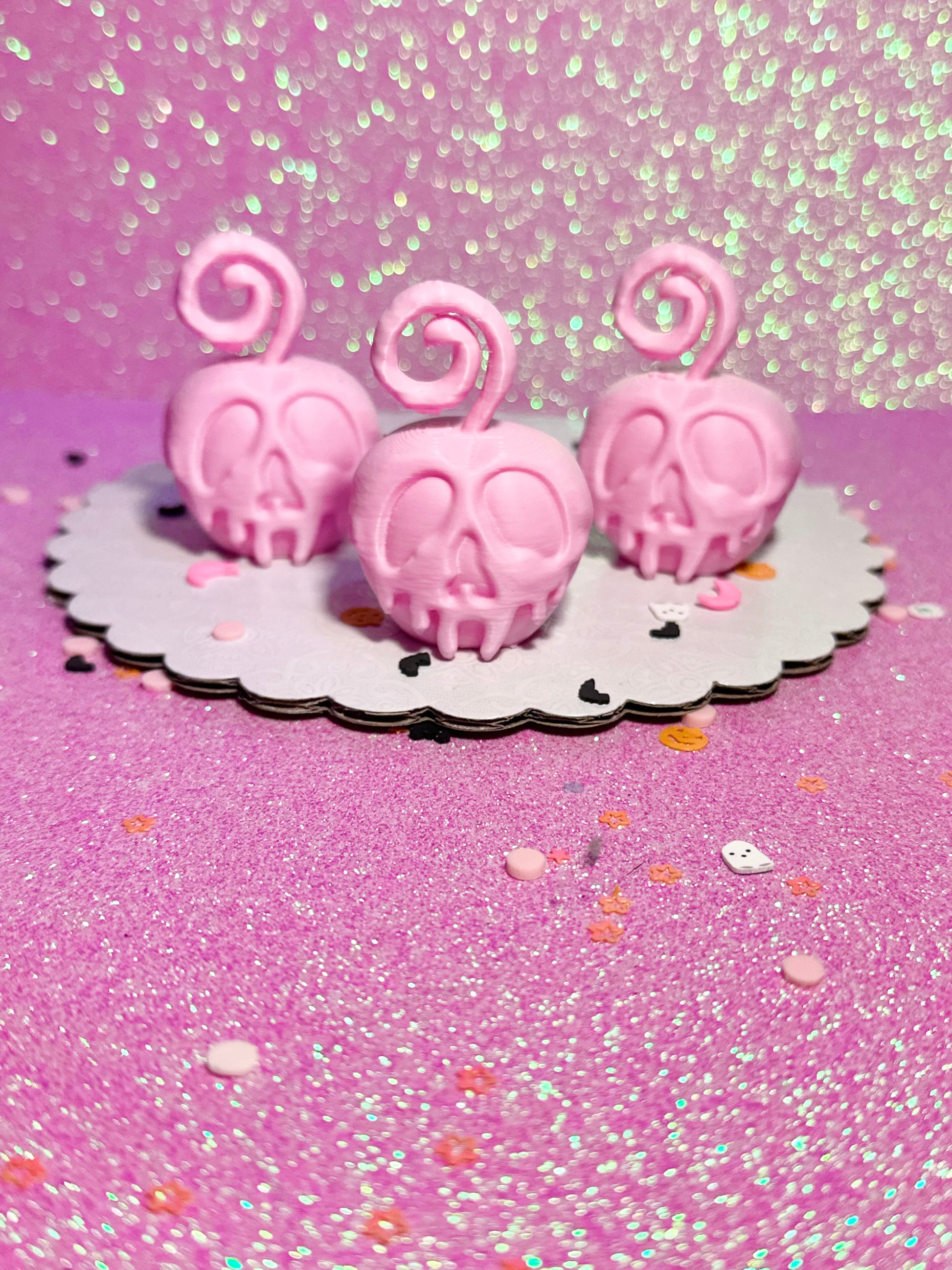 Mini Poisoned Apples Set of 6